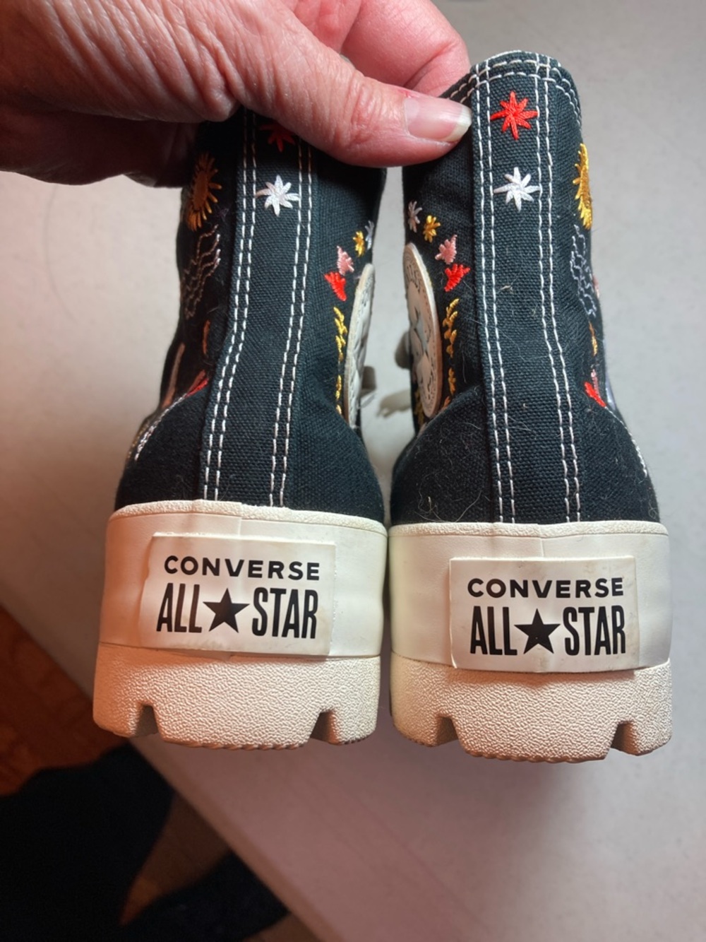 Converse Lug Heel High Tops It’s Okay to Wander Embroidery Floral Accents - Picture 10 of 10